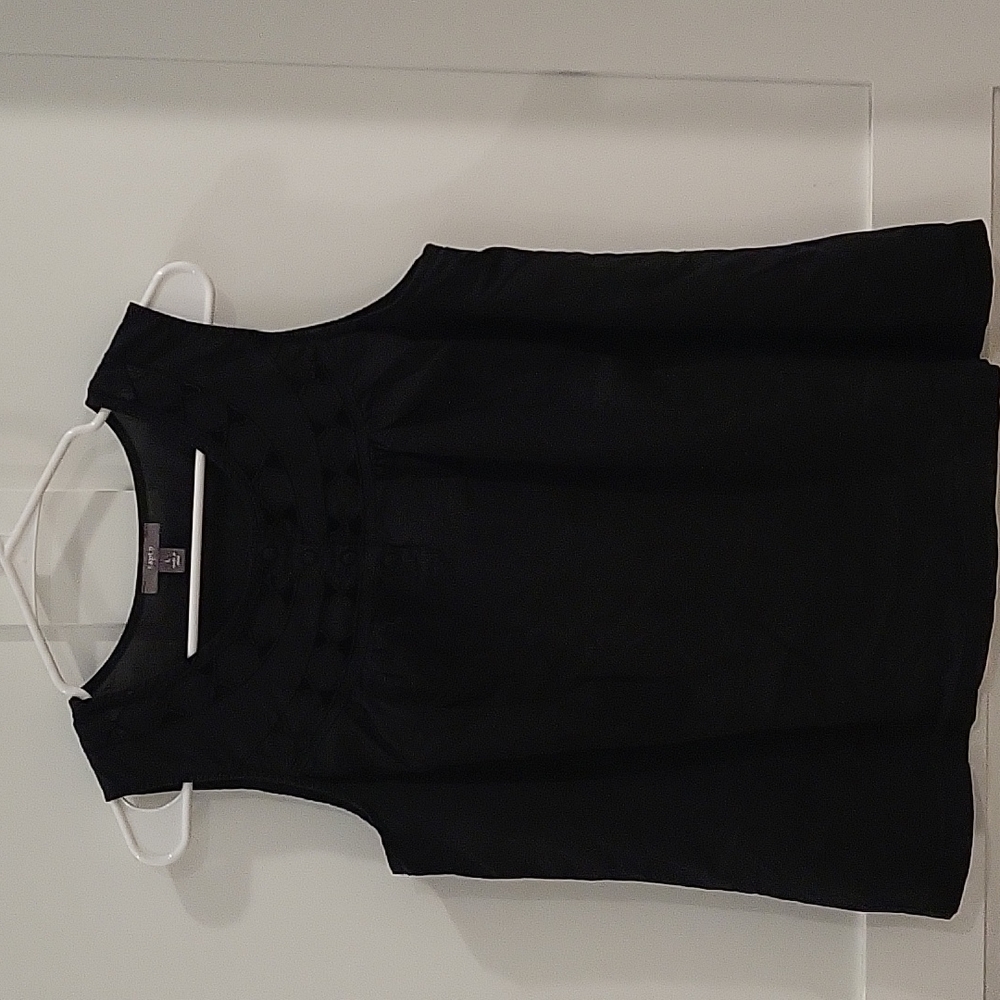 Black Sleeveless Top